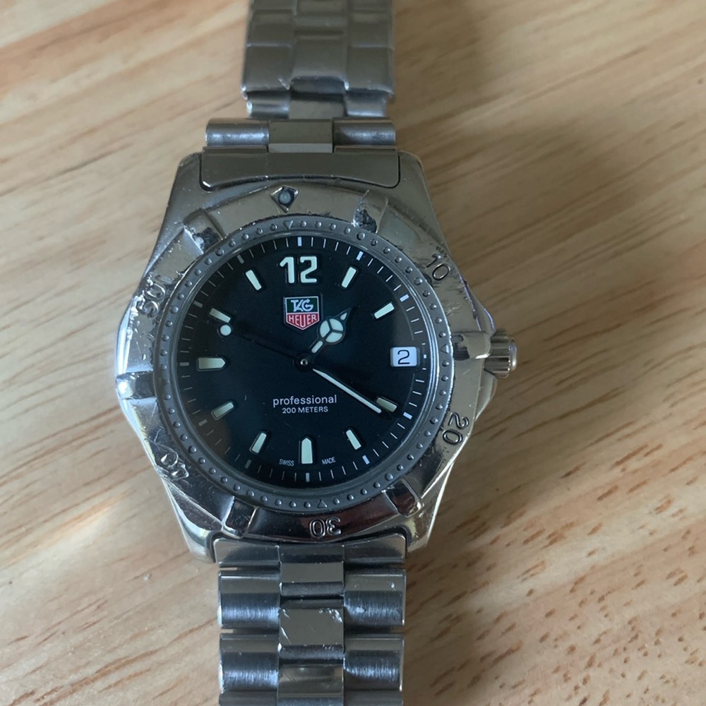 Tag Heuer Professional 200